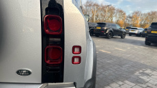 Land Rover Defender 2.0 D200 110 5dr Auto Diesel Estate